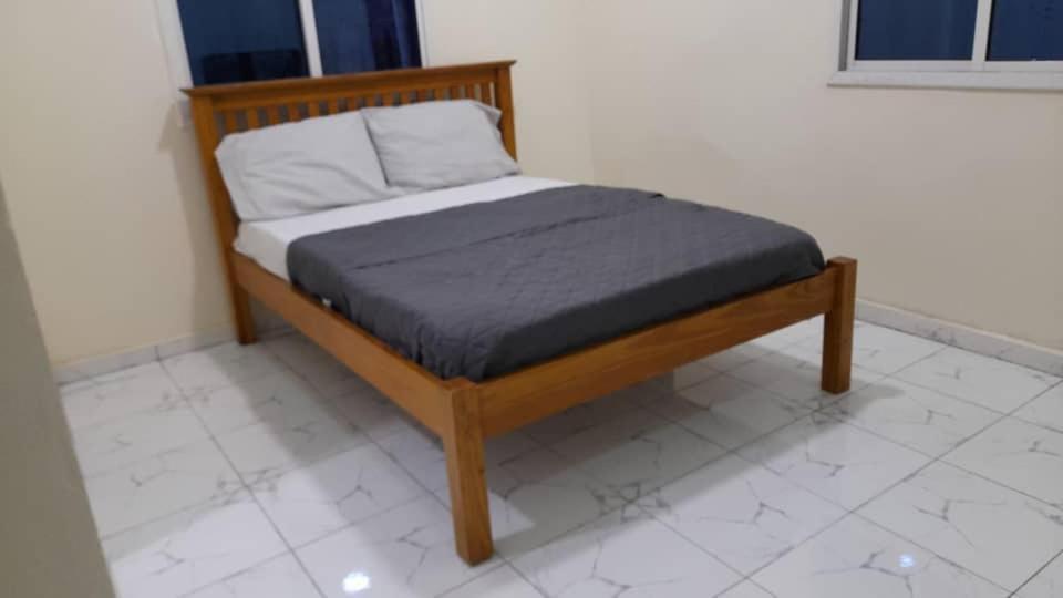 Matano Guest House Brikama Ngoại thất bức ảnh